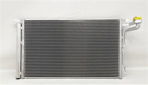 Радиатор кондиционера Kia Cerato 4 BD 21-24 (Аналог) 10199